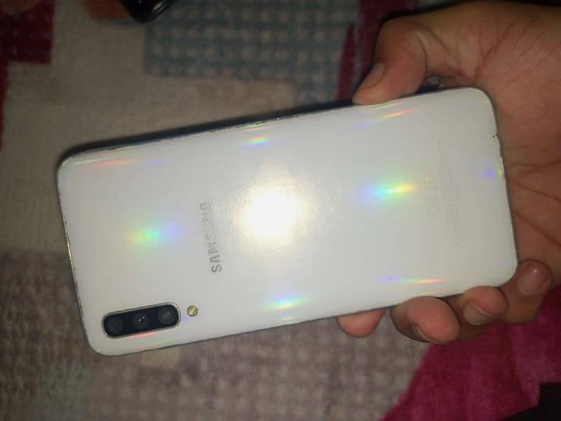 Samsung A50 1