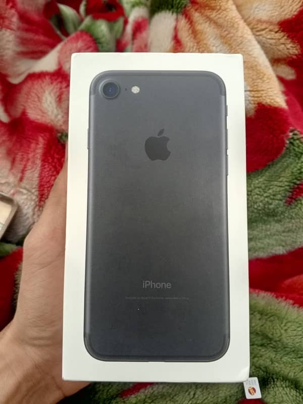 iphone7 With Box battery100%  non-pta All ok Condition 10/8 0