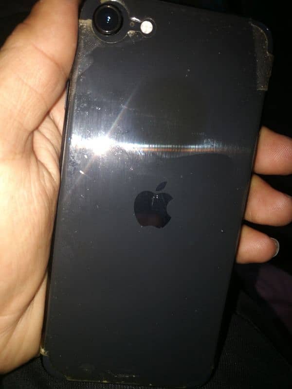 Iphone se 2020 model 0