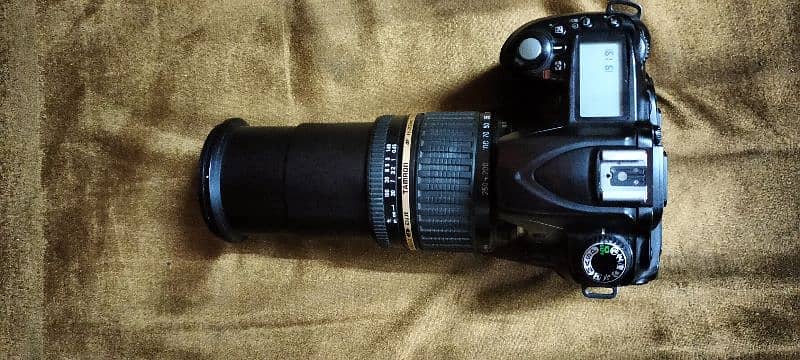 Dslr nikon d90 with18_250mm lens 0