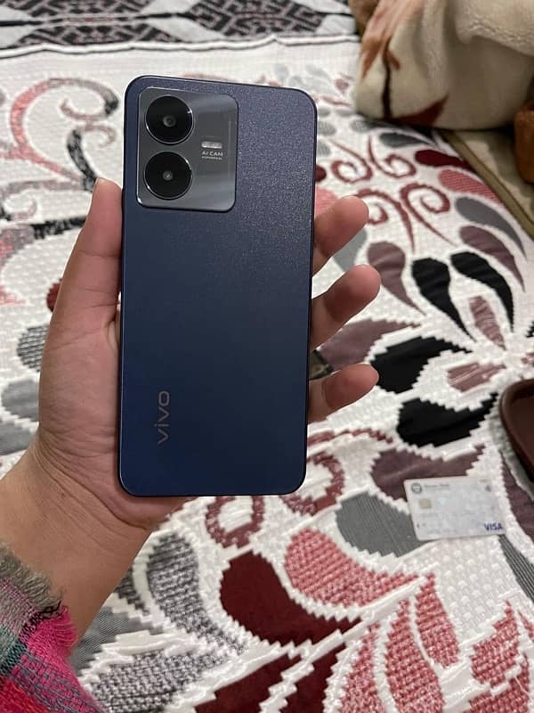 vivo y22 with box 10