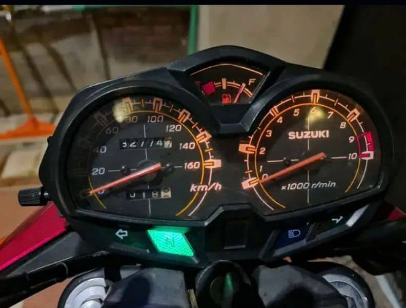 Suzuki GR150 2