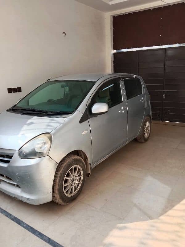 Daihatsu Mira 2016 2