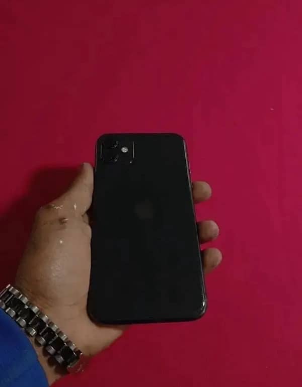 iPHONE 11 FACTORY UNLOCKED WITH BOX 3