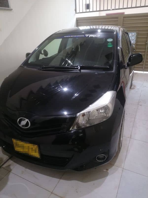 Toyota Vitz 2013 / 2017 (Urgent Selling) 3