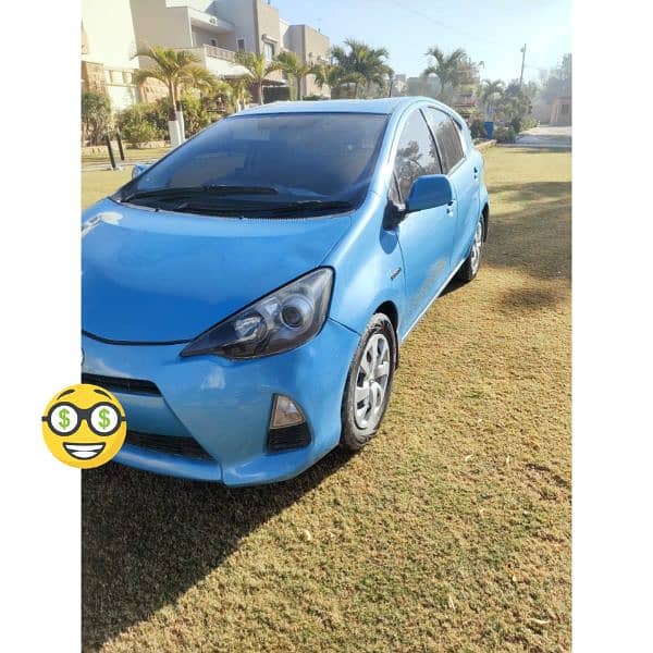 Toyota Aqua 2012/2016 better then vitz Prius 9