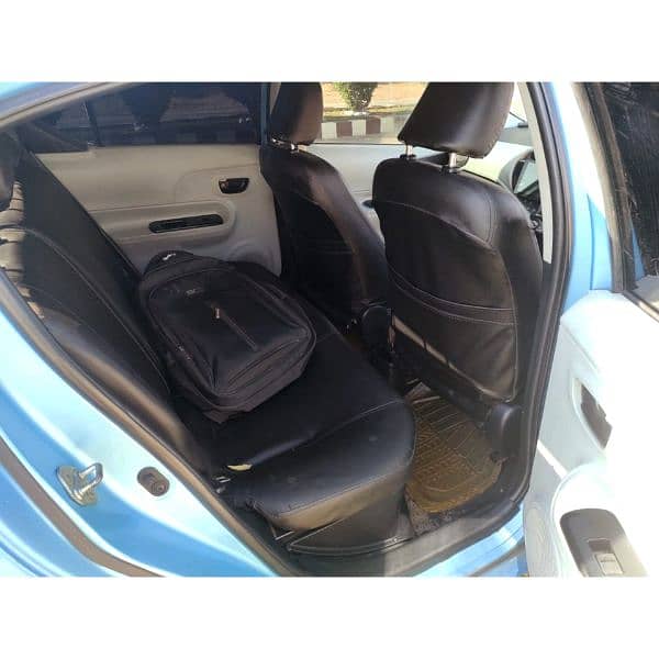 Toyota Aqua 2012/2016 better then vitz Prius 11