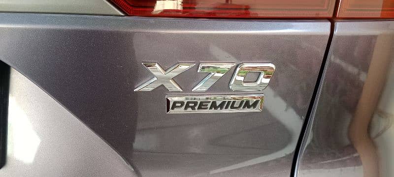 Proton X70 2023 premium 6