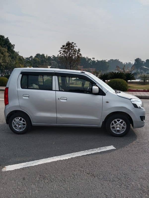 Suzuki Wagon R 2020 19