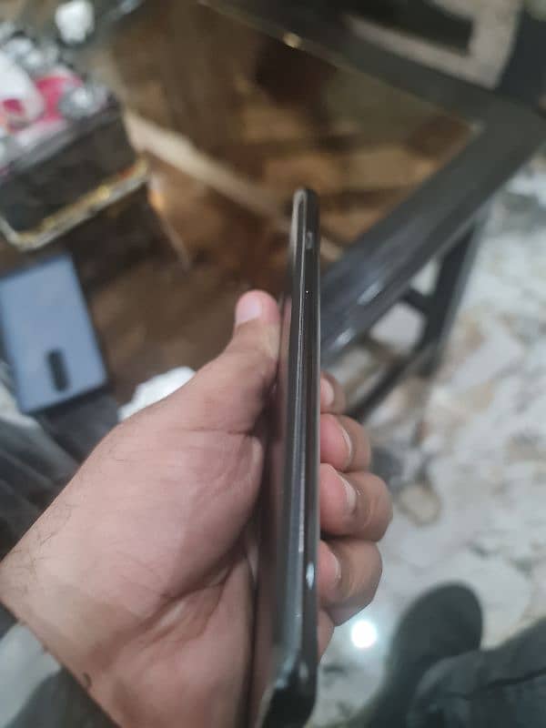 one plus 8 black color 5