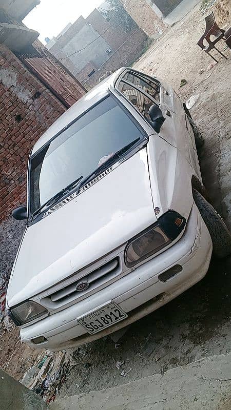 KIA Classic 2001 4