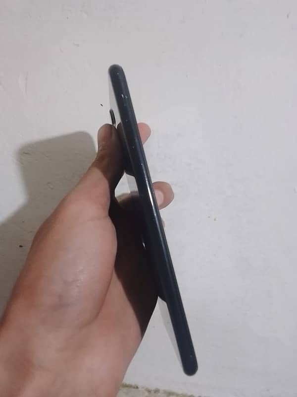 iPhone 7plus pta offical 128 gb urgent sale 4