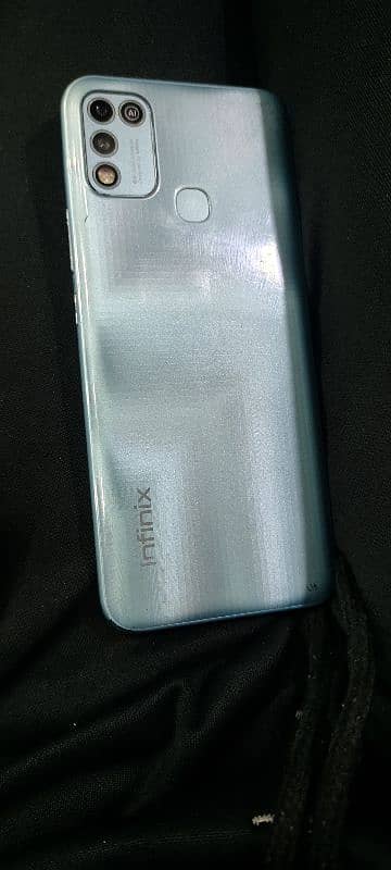 Infinix Hot 10 Play 18500 0