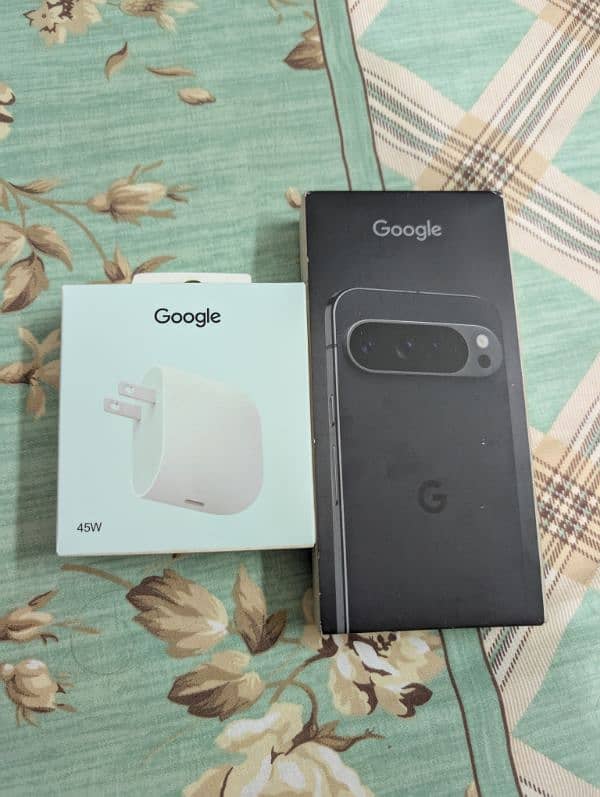 Google Pixel 9 Pro , 128 GB Non PTA 4