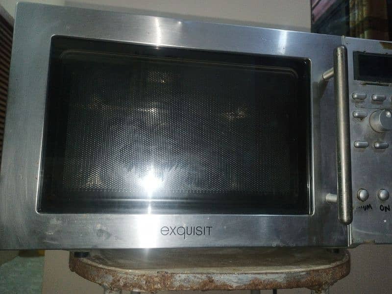 exquisit microwave and grilled 4