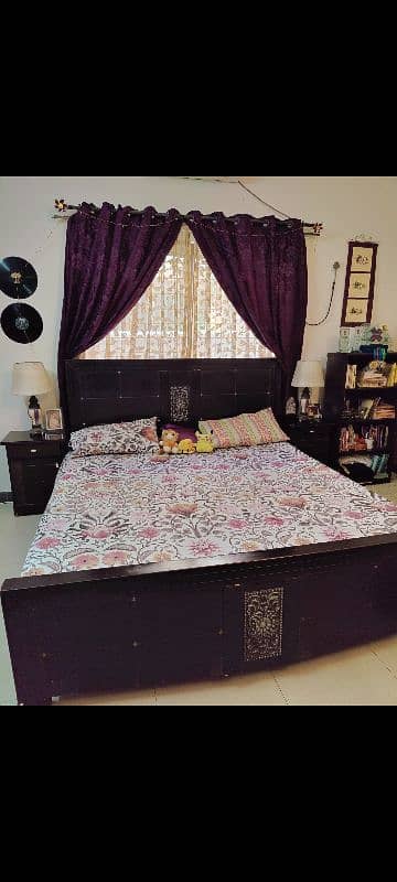 king size bedset without matress for sale 1