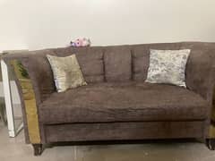 7 seater sofa best condition used . .