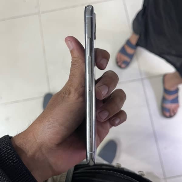 iPhone XS 512 GB PTA approve 4