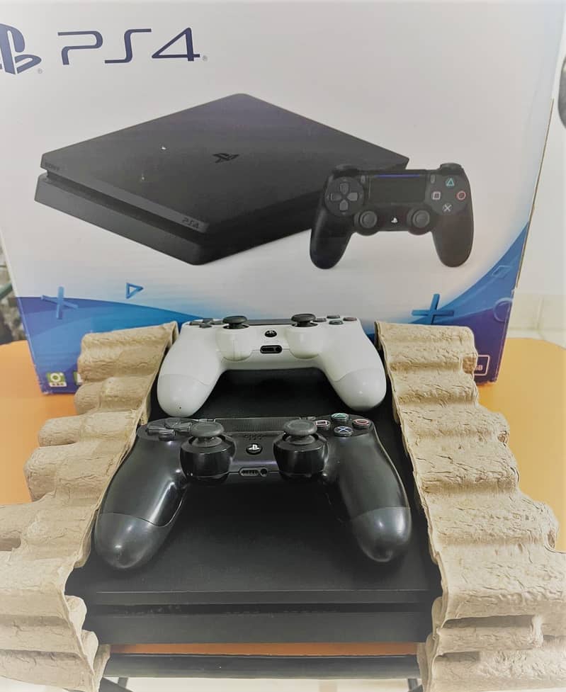 PS4 Original with 02 Controllers 8