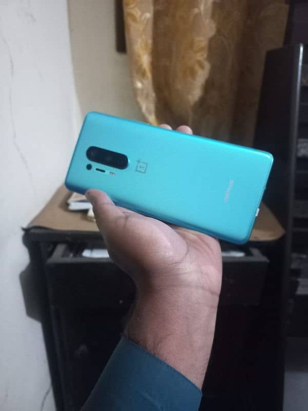 I am selling my one plus 8 pro mobile phone. 4