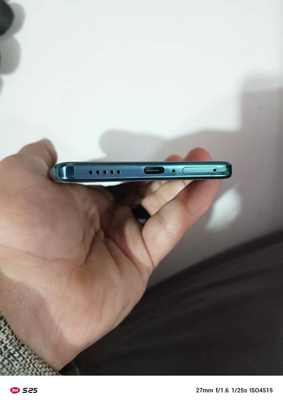 Vivo V30 (All Rounder Beast) 2