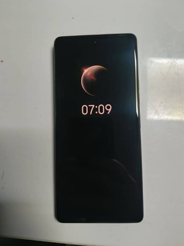 Tecno Camon 30 24gb (12+12) Ram 256gb Memory 1