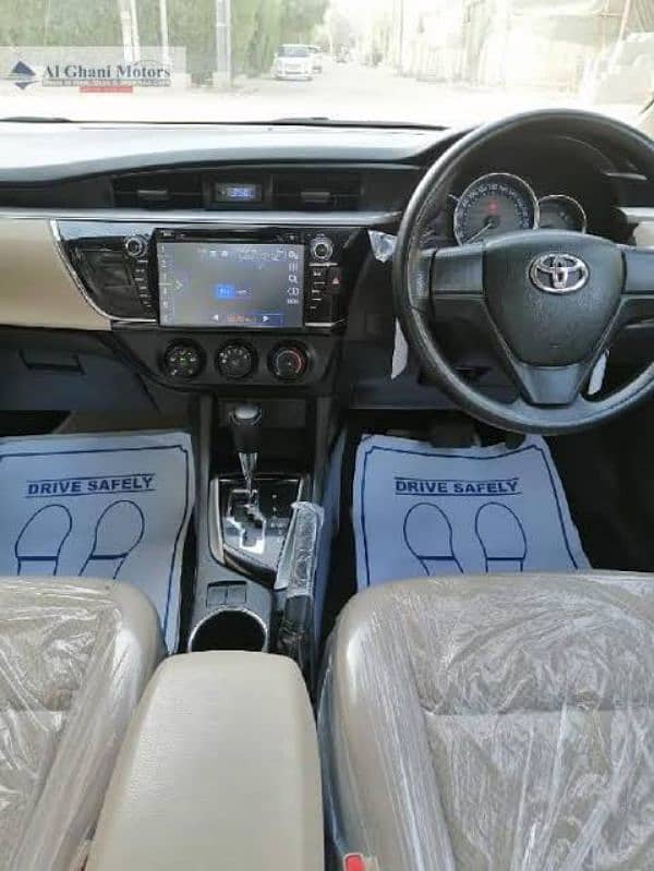 Toyota Corolla GLI 2017 Automatic 3