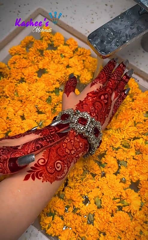 kashee's con MehnDi 2