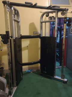 FUNCTIONAL TRAINER