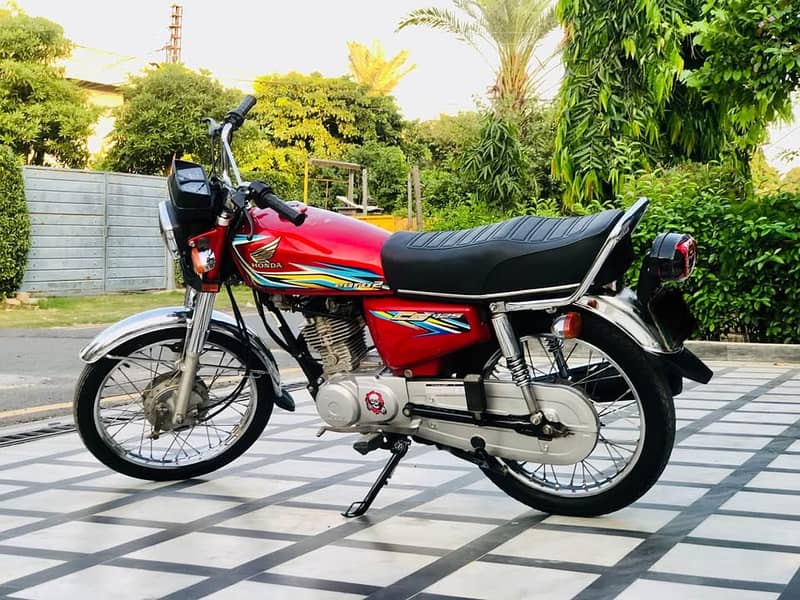 Honda 125 bike for Sale /23232 6