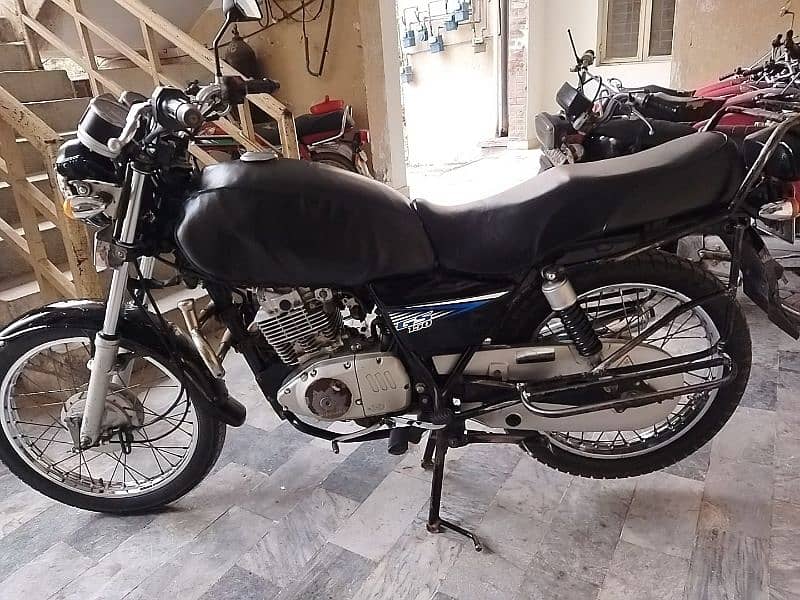 Suzuki Gs 150 1