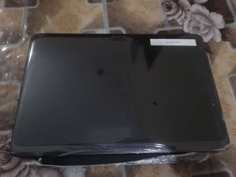 Dell mini Tablet Touch Laptop Condition 10/10 4