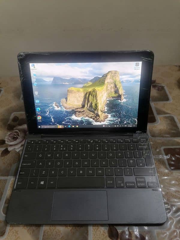 Dell mini Tablet Touch Laptop Condition 10/10 10