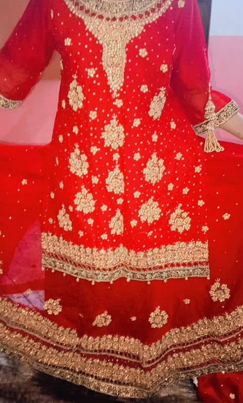 Red bridal lehenga 2