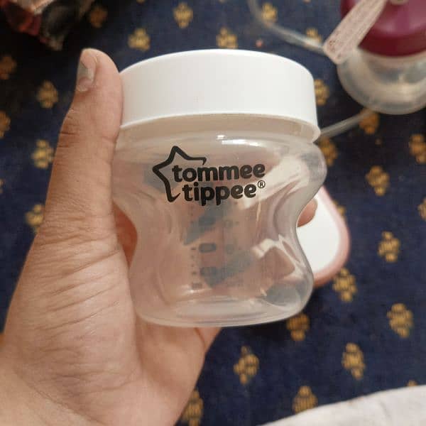 Medela Tommee Tippee Breasts Pump 5