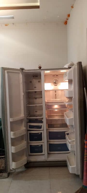 Daewoo Double Door Refrigerator (Gulf imported) 2