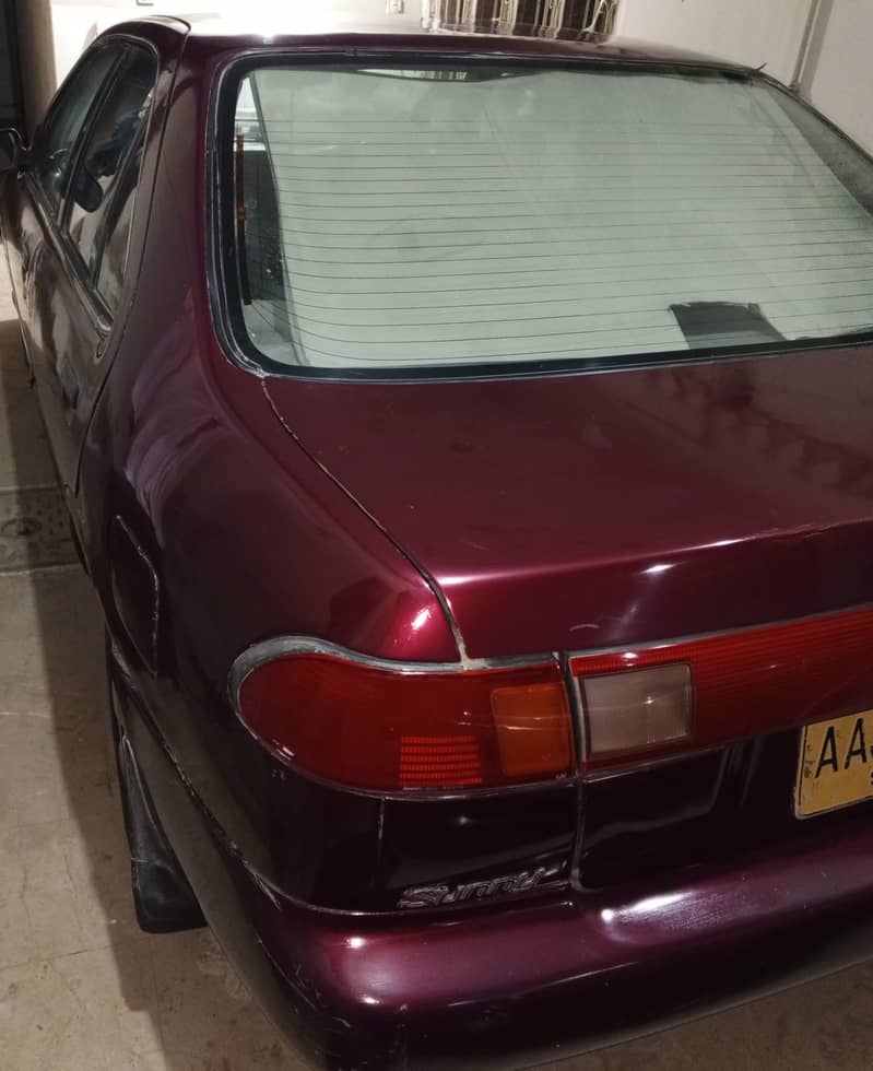 Nissan Sunny 1997 9