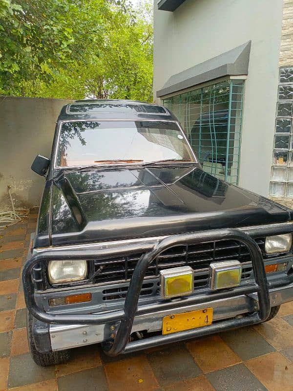 Nissan Safari 1985 0