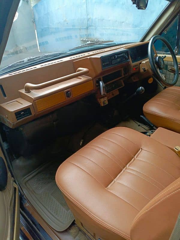Nissan Safari 1985 10