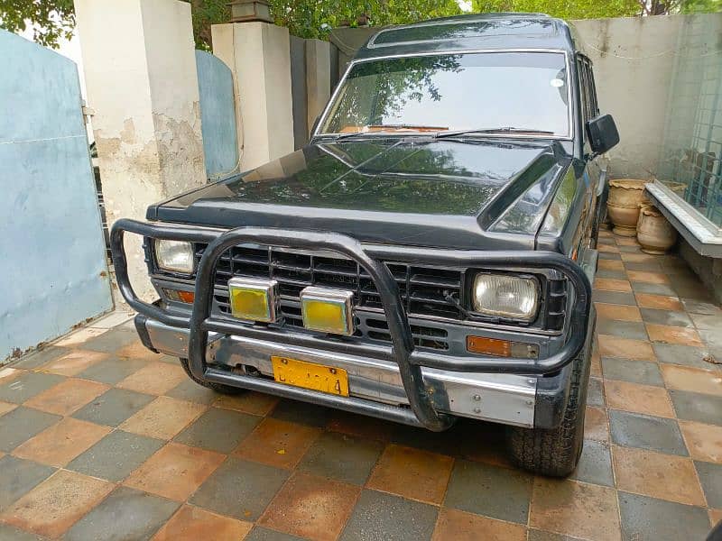 Nissan Safari 1985 14