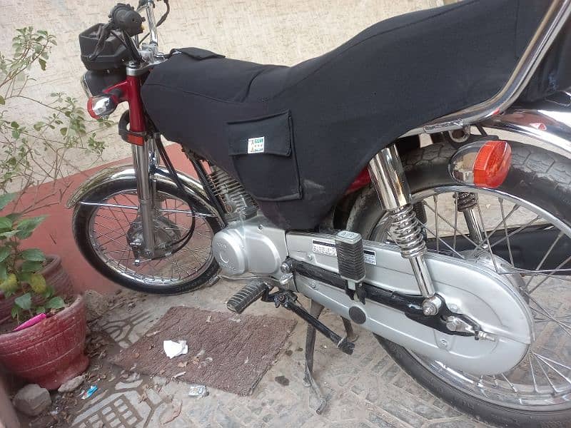 Honda CG 125 karachi 3