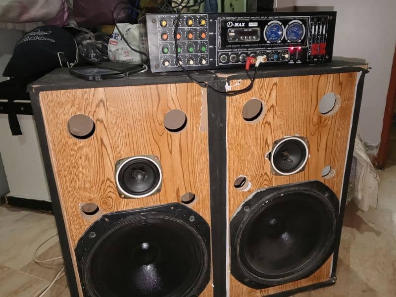 amplifier speakers 0