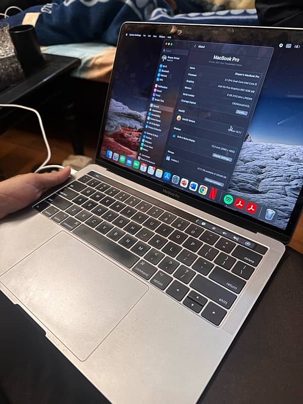 Macbook Pro 2017 with touch bar 1