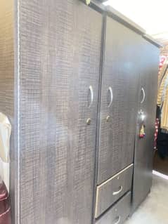 3 door cupboard