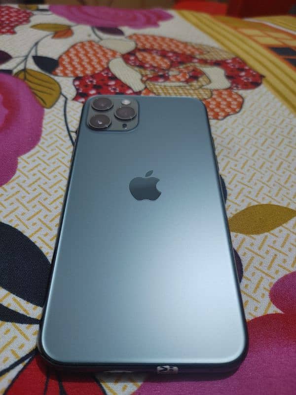 iPhone 11 Pro 87% Bettery Health jV  10/10 Condition  come dm 9