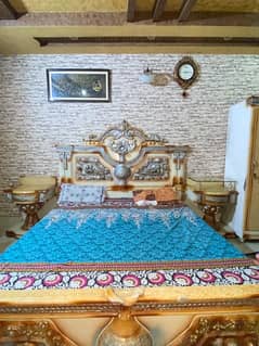 bed set with almari and dressing table