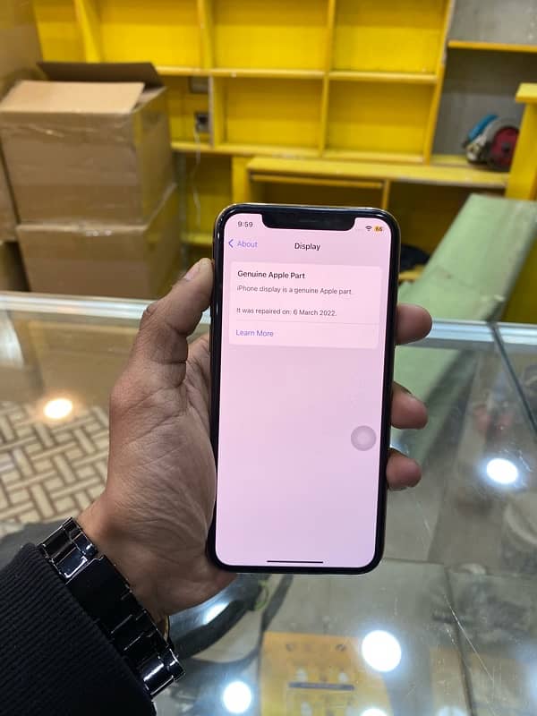 iPhone 11pro jv 64gb 4month sim time total orignal phone 5