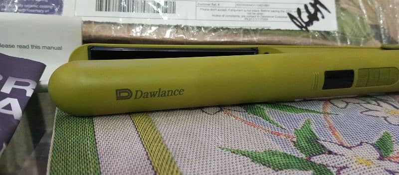 New dawlance hair straightener 2