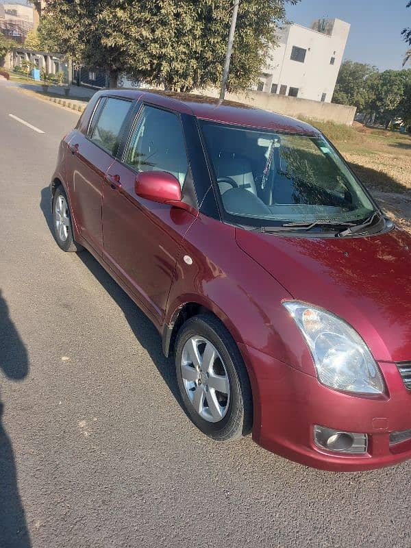 Suzuki Swift Dlx 19