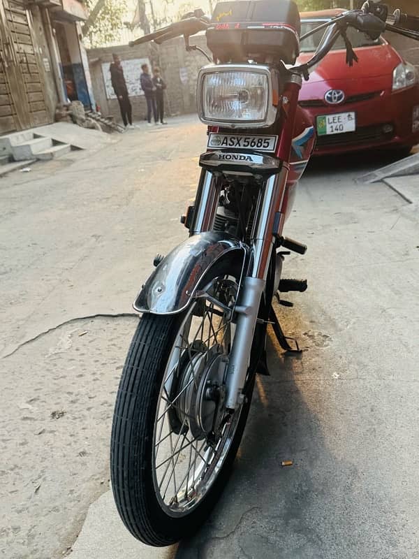 Honda CG125 for sale in lush condition genuine silencer 8